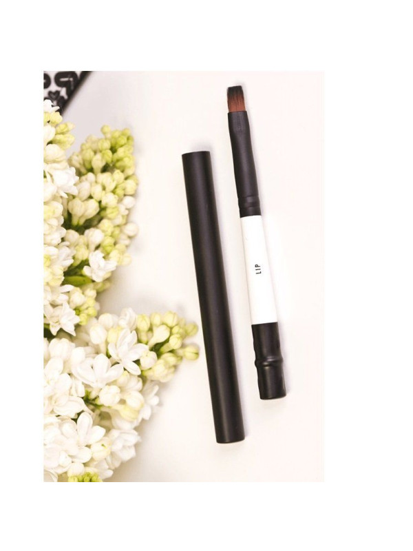 Lily Lolo Lip Brush – Vegan πινέλο χειλιών ακριβείας