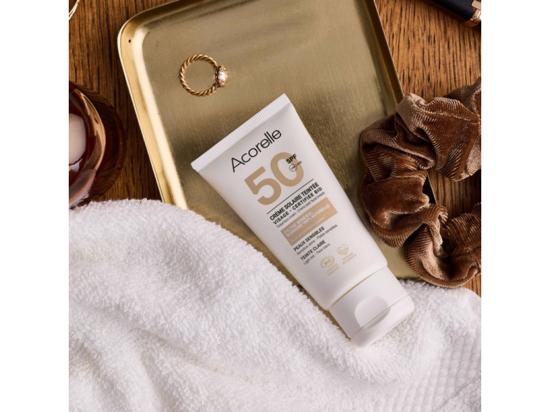 Acorelle Certified Organic Tinted Face Sunscreen SPF 50 Medium - Βιολογικό Αντηλιακό Προσώπου SPF50, Με Χρώμα, για Μεσαίο Τόνο Επιδερμίδας, 50ml