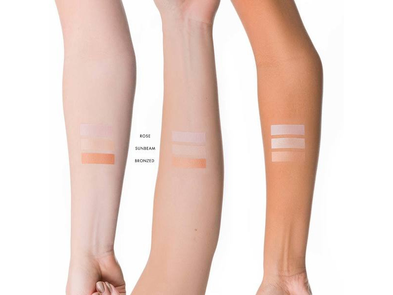 Lily Lolo Pressed Illuminator – Συμπαγές highlighter με φυσική λάμψη